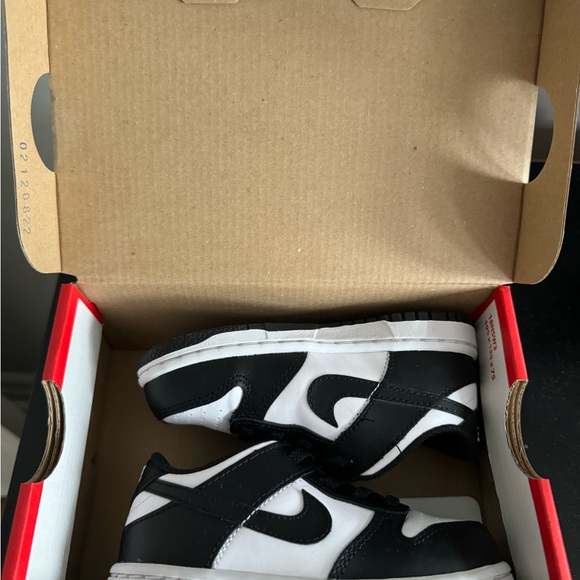 Nike Panda Dunks 8C - Picture 3 of 5